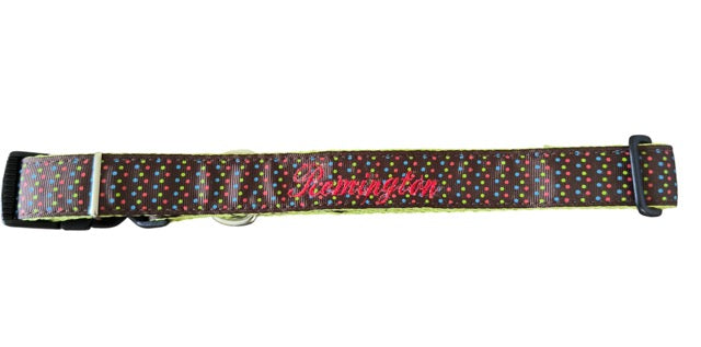 embroidered triple dot collar