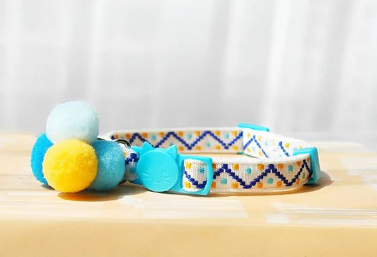 PomPom Cat collar with kitty quick-release clasp adjustable plus bell
