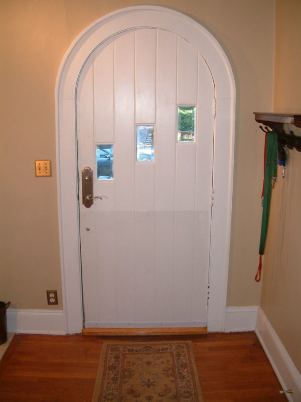 Protective Door Shield - A Pet's World