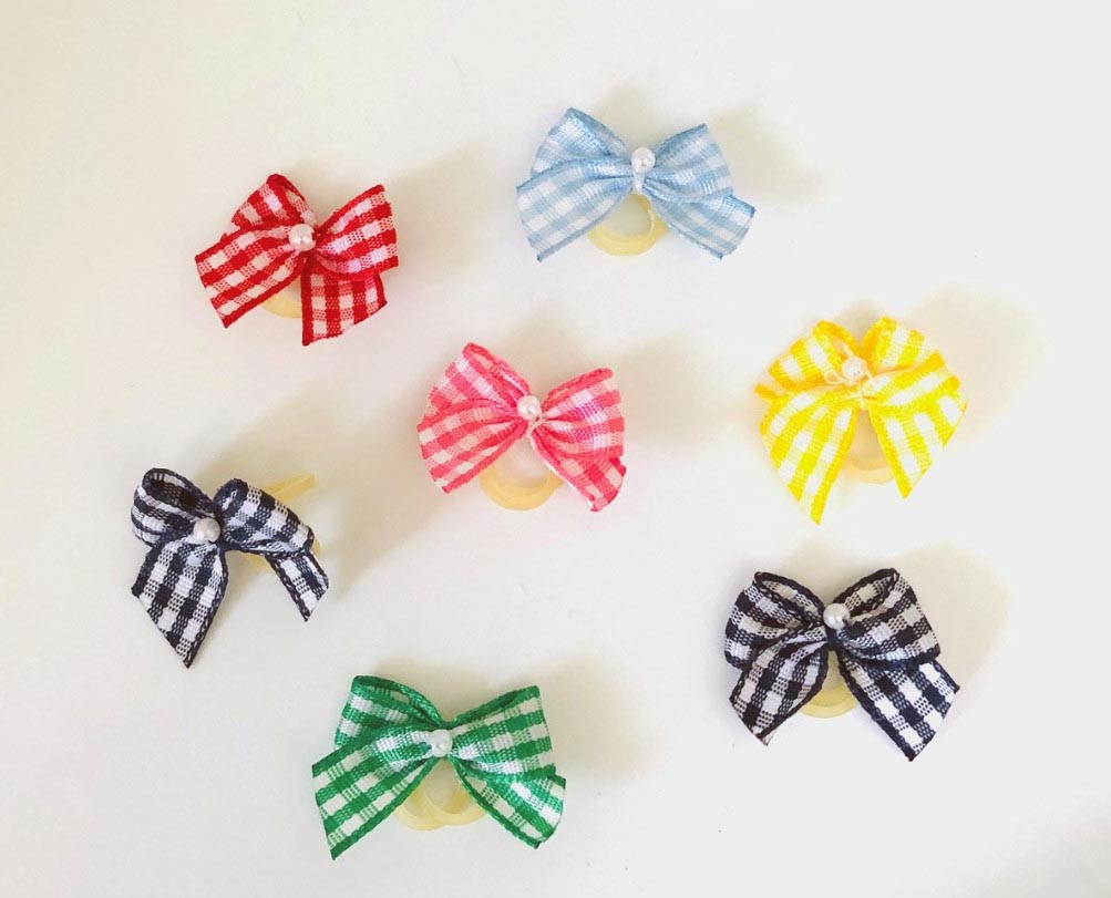 Tiny Gingham bows with a centered pearl double elastics