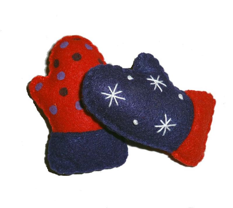 Dog Toy-Mismatched Mittens with Squeakers - A Pet's World